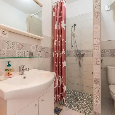 Apartments By The Sea Businci, Ciovo - 7560 Apartment *